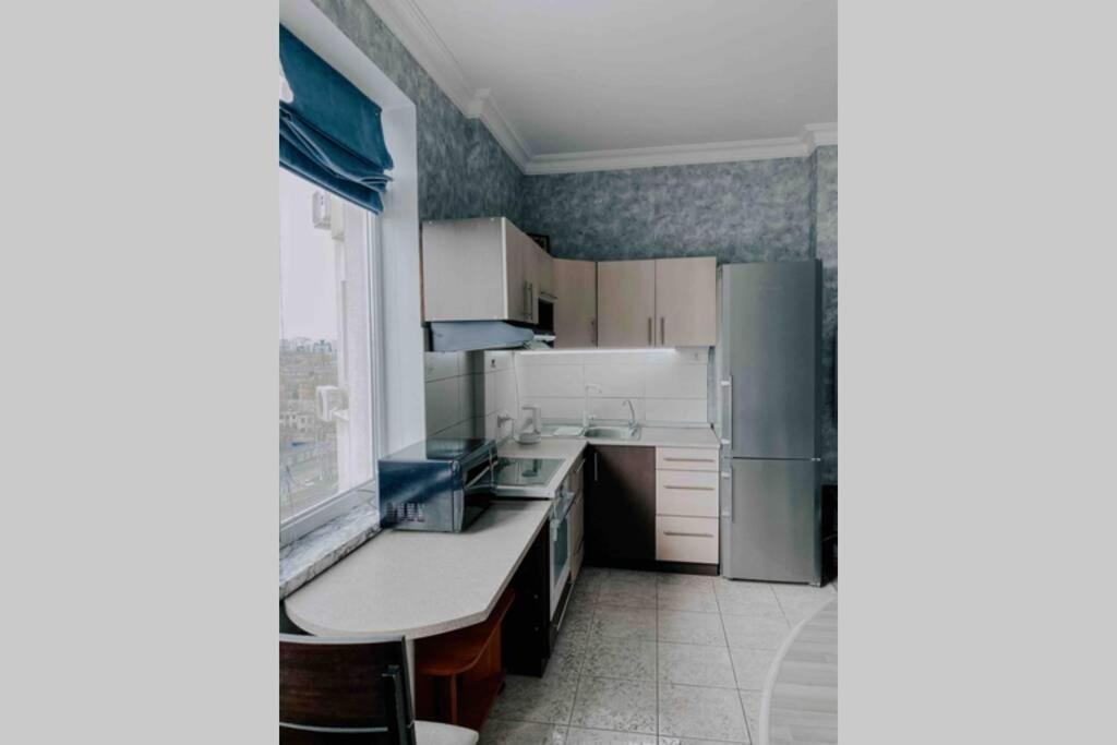 Апартаменты Целиком Odessa Exterior foto